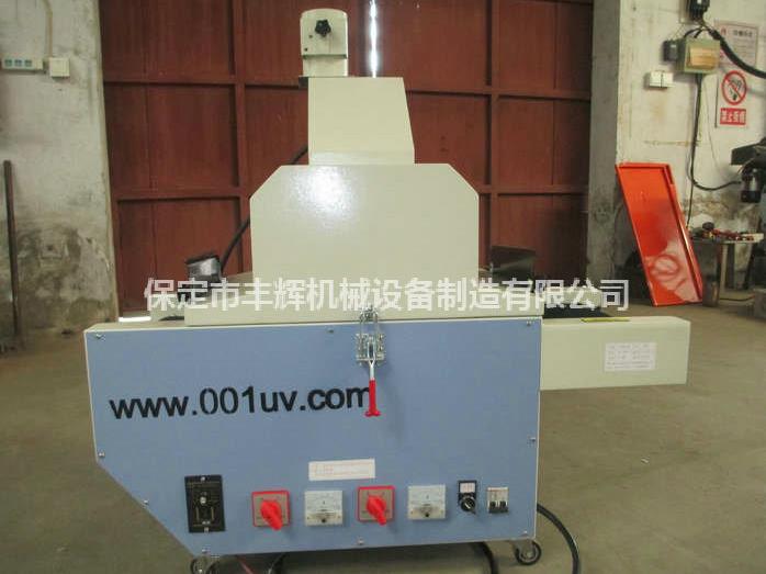 桌面uv機(jī)體積輕便，移動方便